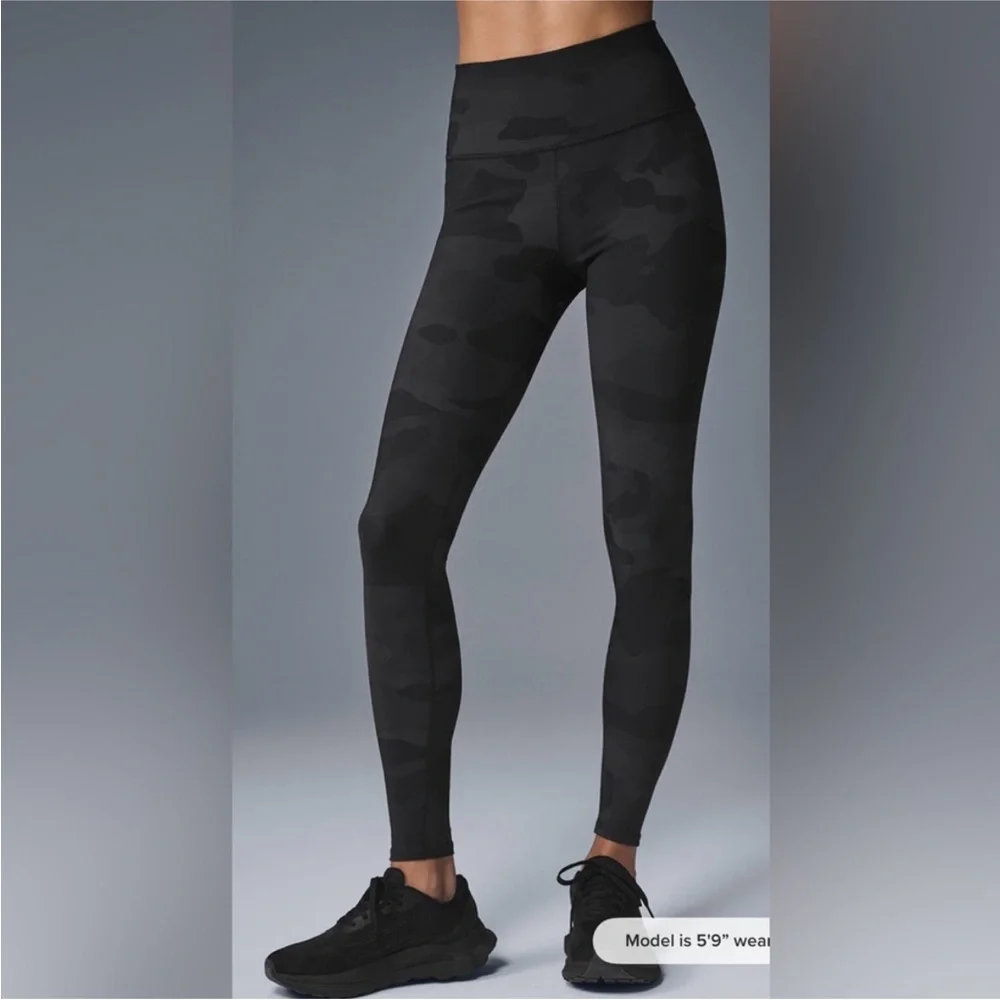 Alo Yoga Camo Leggings and Bra Set